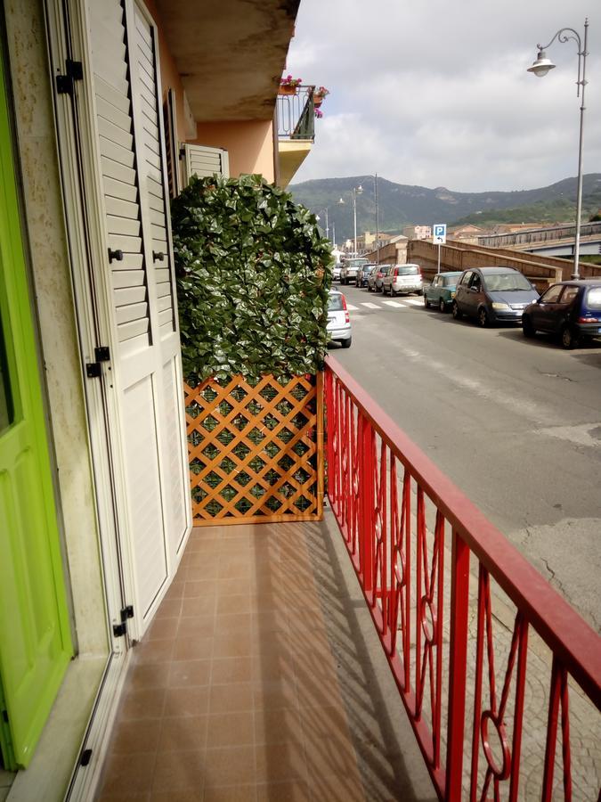 B&B Vista Fiume Bosa Exterior photo